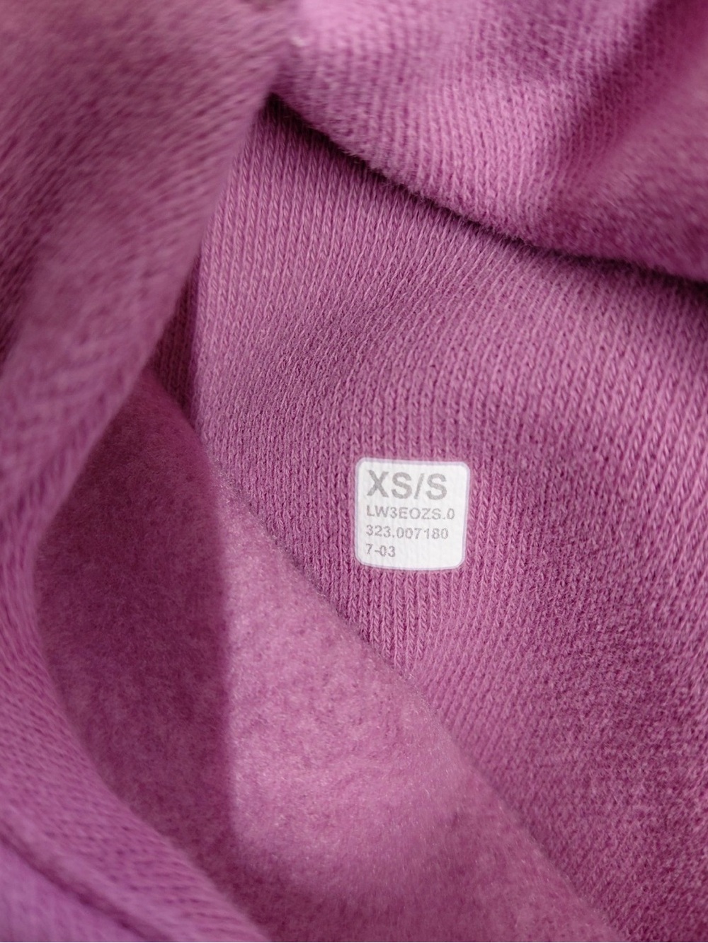 Lululemon Scuba Oversized Full-Zip Hoodie
Velvet Dust - Picture 2 of 3